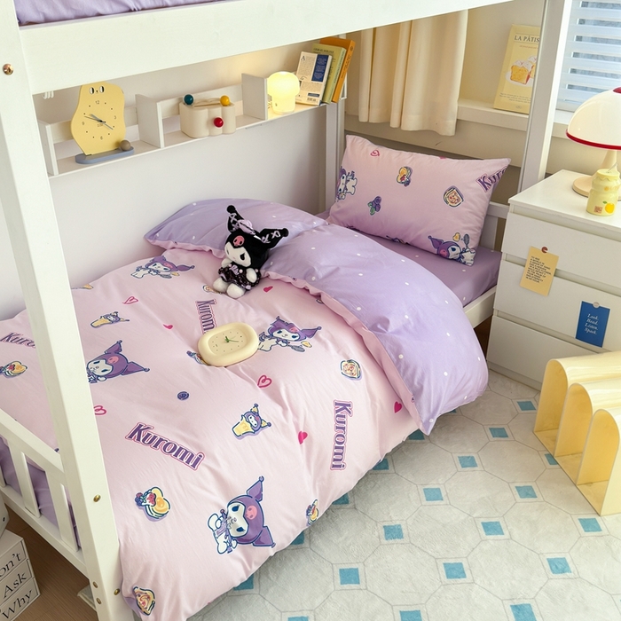 91家纺网 家纺一手货源 找家纺 曼之夏 2024新款全棉三丽鸥学生三件套 甜甜库洛米