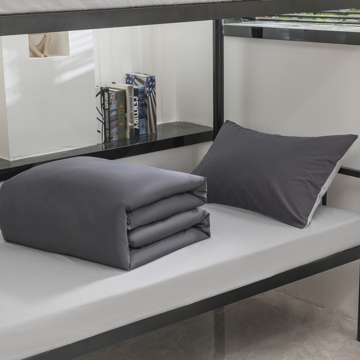 91家纺网 家纺一手货源 找家纺 柠萌家居 2025新款无印良品风色织水洗棉A类学生宿舍三件套 深灰浅灰