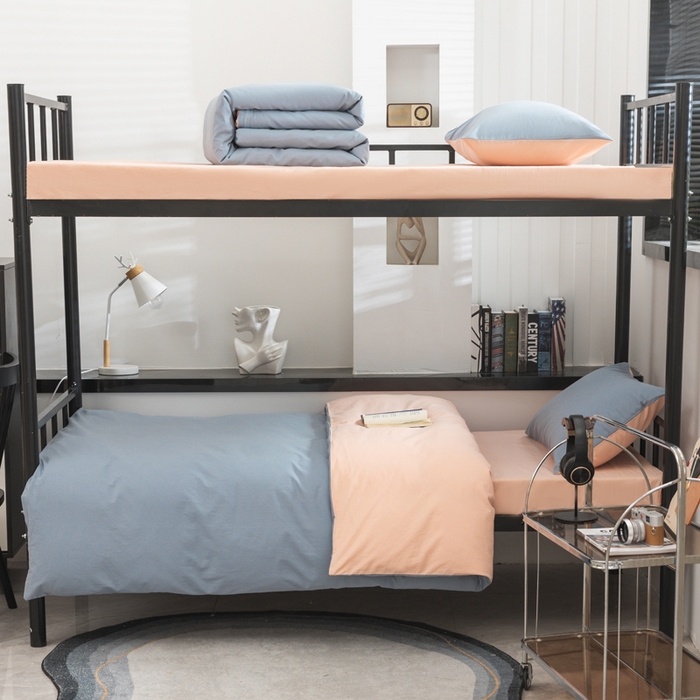 91家纺网 家纺一手货源 找家纺 柠萌家居 2025新款无印良品风色织水洗棉A类学生宿舍三件套 浅蓝粉