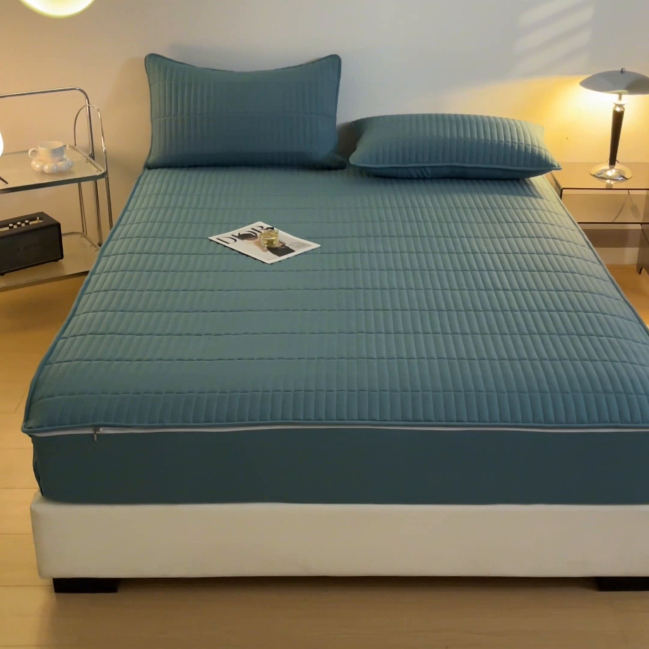 91家纺网 家纺一手货源 找家纺 （总）雪云美 2024新款六面全包夹棉床笠拉链款A类原棉床垫套子床罩-格韵