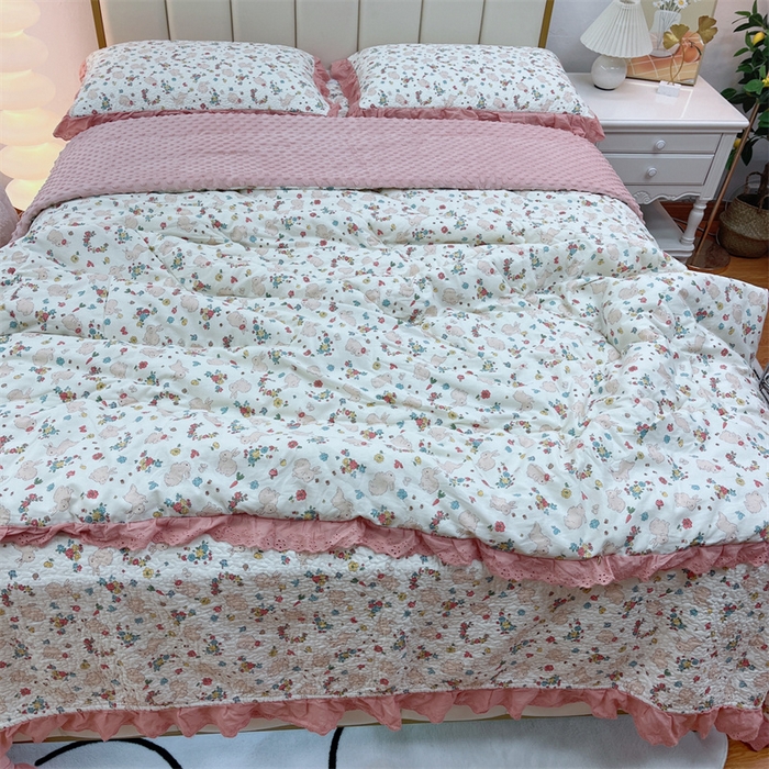 91家纺网 家纺一手货源 找家纺 暖居 2024新款豆豆被四件套 粉小兔