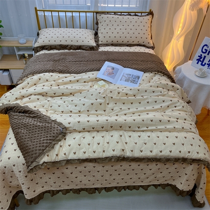 91家纺网 家纺一手货源 找家纺 暖居 2024新款豆豆被四件套 爱心卡