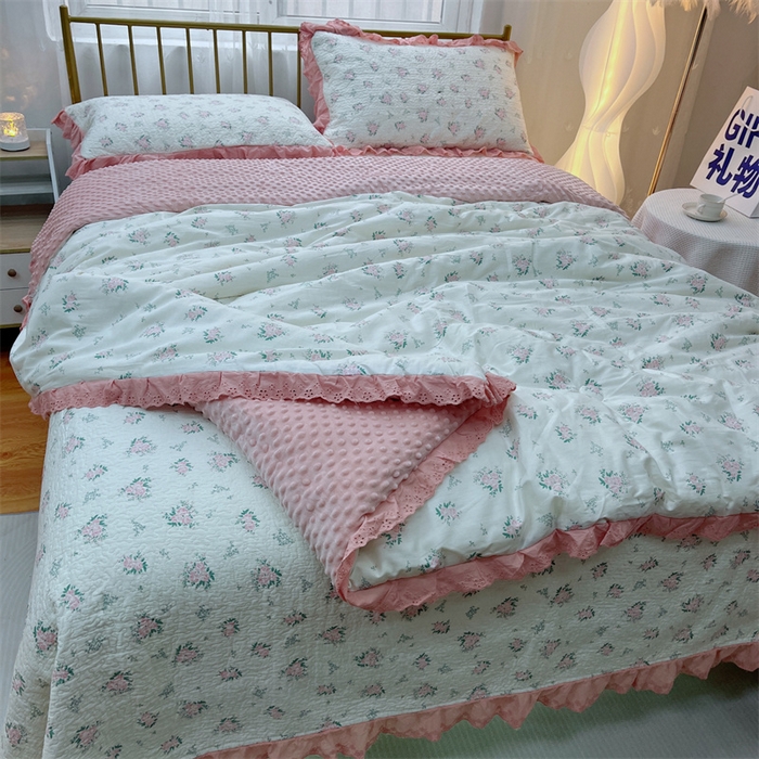 91家纺网 家纺一手货源 找家纺 暖居 2024新款豆豆被四件套 花期