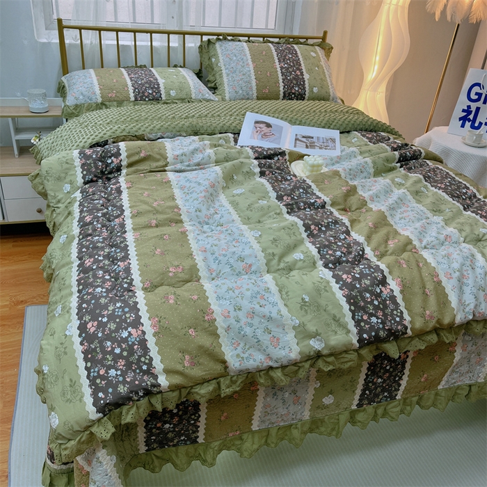 91家纺网 家纺一手货源 找家纺 暖居 2024新款豆豆被四件套 荷塘月色