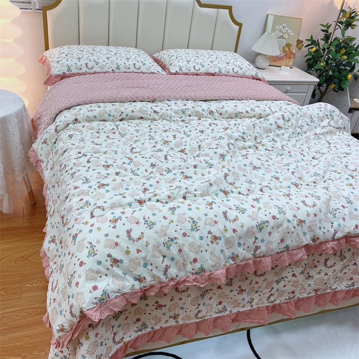 91家纺网 家纺一手货源 找家纺 暖居 2024新款豆豆被四件套 粉小兔