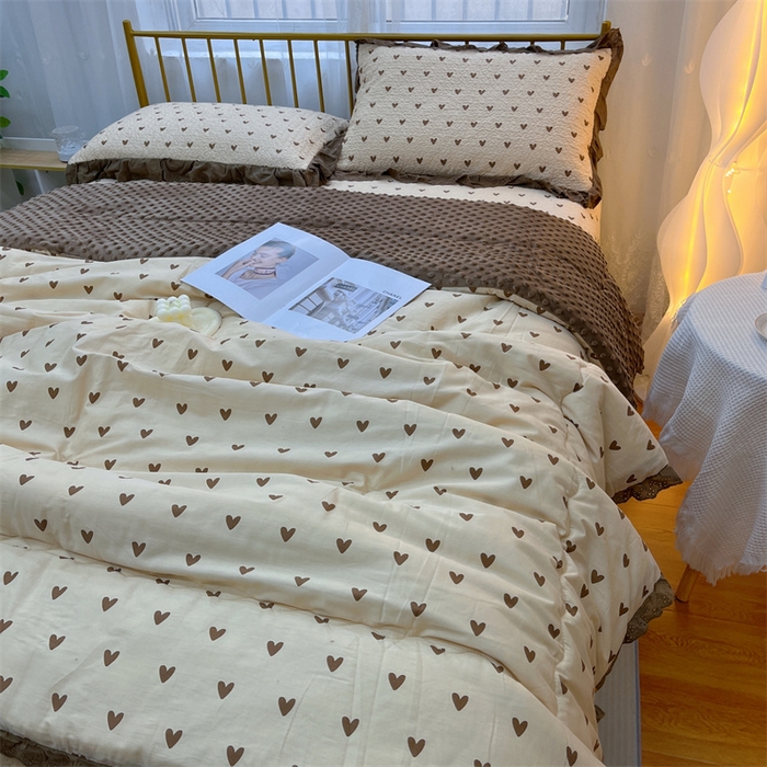 91家纺网 家纺一手货源 找家纺 暖居 2024新款豆豆被四件套 爱心卡