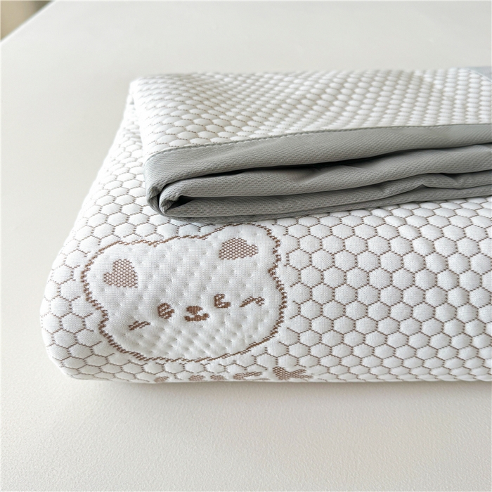 91家纺网 家纺一手货源 找家纺 喜居 2024新款LUCK小冰熊A类豆豆凉感席 LUCK小冰熊-咖