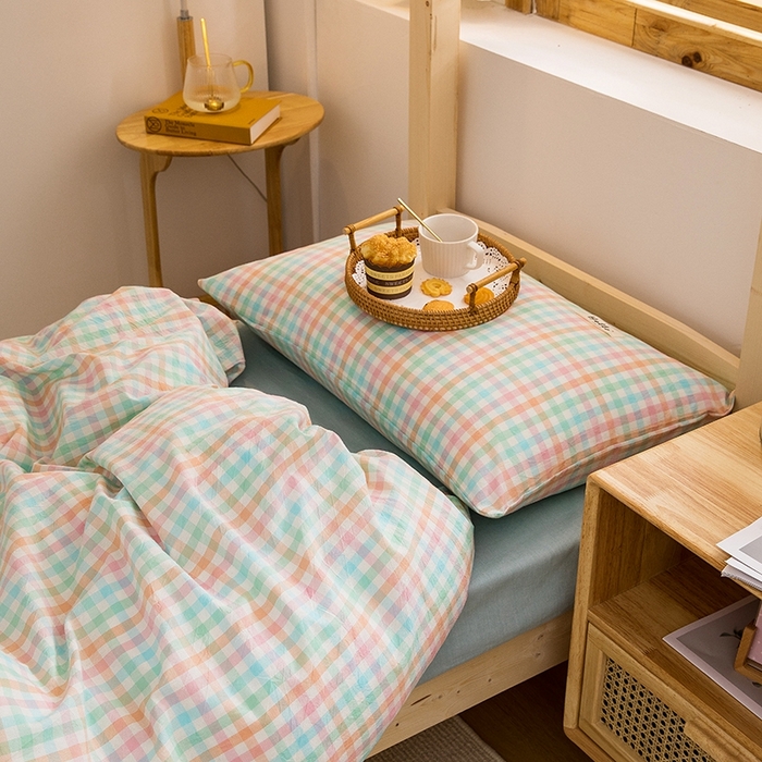 91家纺网 家纺一手货源 找家纺 柠萌家居 2025新款无印良品风A类色织水洗棉全棉学生宿舍三件套床垫套三件套 冰激凌格