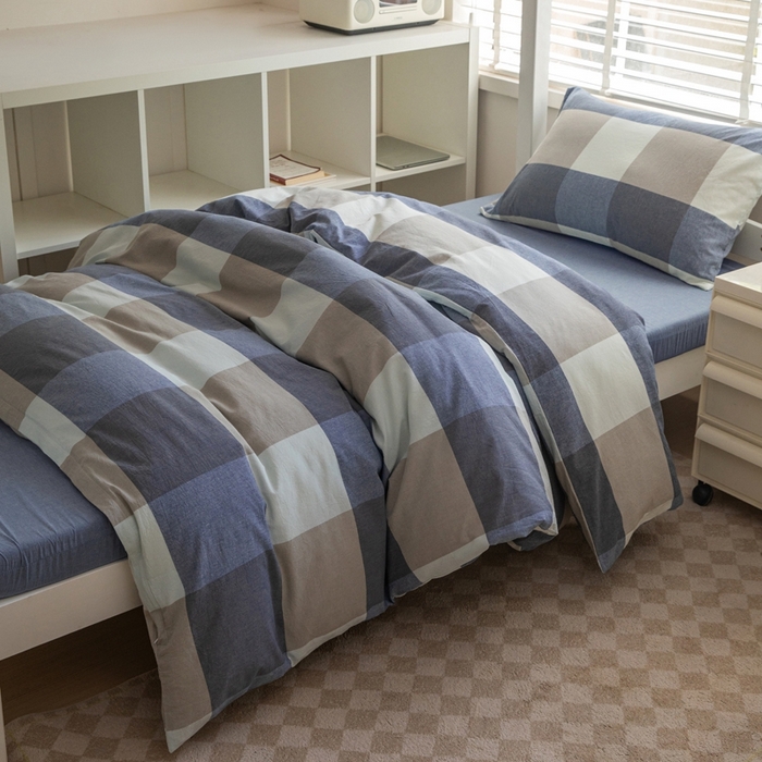 91家纺网 家纺一手货源 找家纺 柠萌家居 2025新款无印良品风A类色织水洗棉全棉学生宿舍三件套床垫套三件套 浅咖蓝