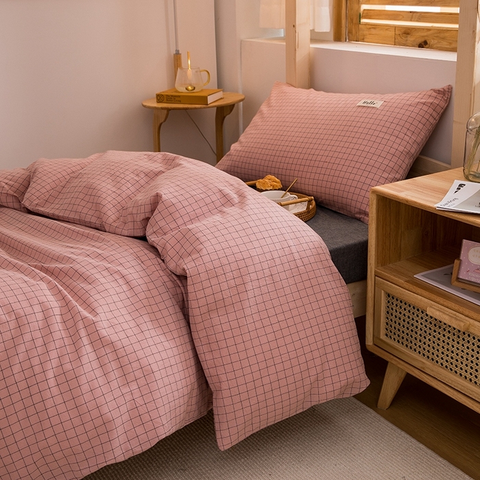 91家纺网 家纺一手货源 找家纺 柠萌家居 2025新款无印良品风A类色织水洗棉全棉学生宿舍三件套床垫套三件套 豆沙小格