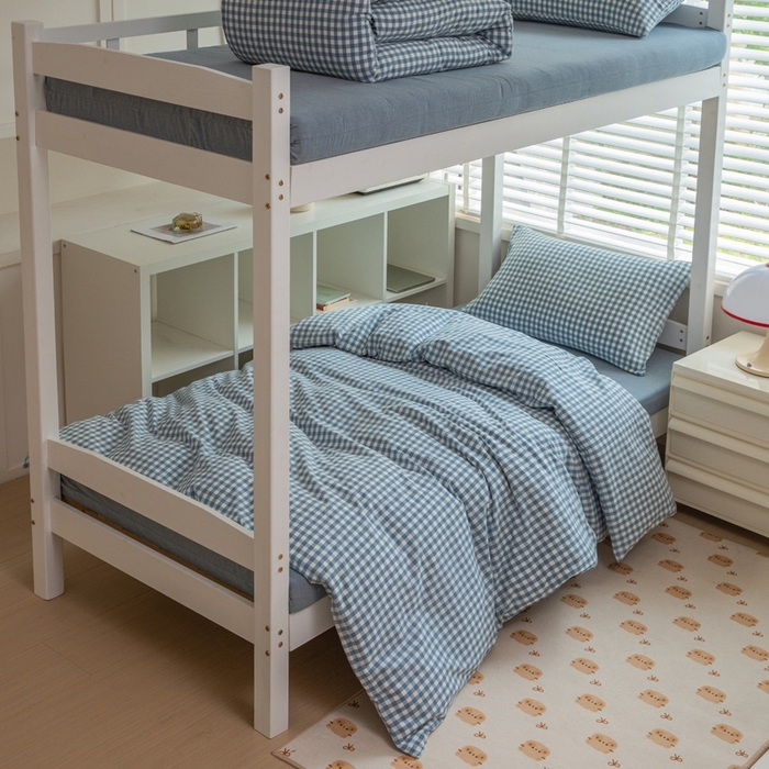 91家纺网 家纺一手货源 找家纺 柠萌家居 2025新款无印良品风A类色织水洗棉全棉学生宿舍三件套床垫套三件套 浅蓝小格