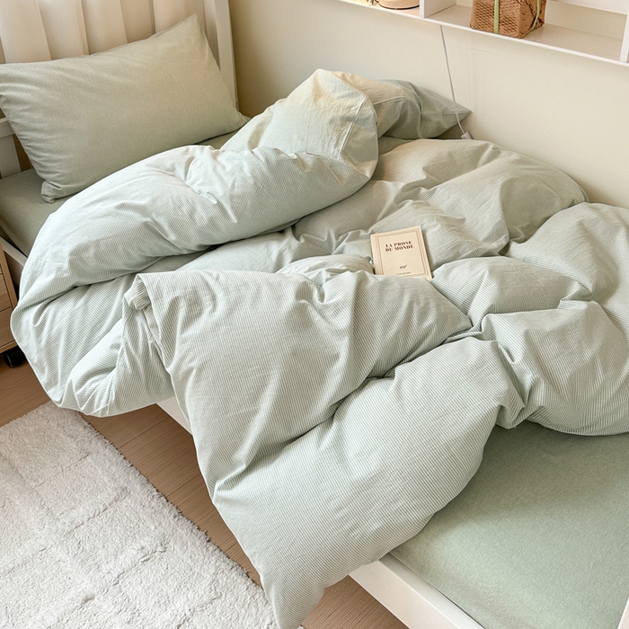 91家纺网 家纺一手货源 找家纺 玖弘家居 2024新款全棉色织水洗棉学生三件套四件套床垫套系列 绿密条