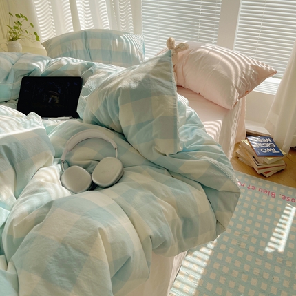 91家纺网 家纺一手货源 找家纺 六巷胡同 2024新款全棉INS少女心马卡龙格子混搭四件套 混搭清水蓝大格