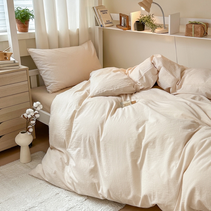 91家纺网 家纺一手货源 找家纺 玖弘家居 2024新款全棉色织水洗棉学生三件套四件套床垫套系列 米密条