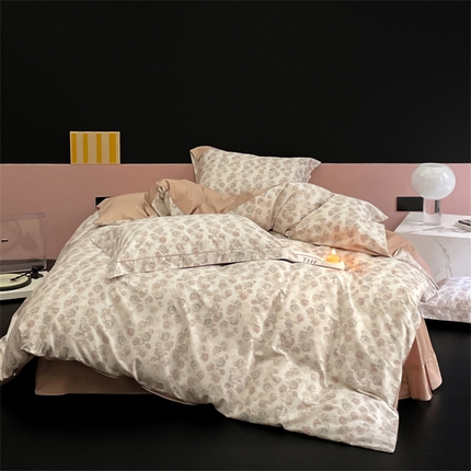 91家纺网 家纺一手货源 找家纺 由丽家纺 2025新款柔棉印花四件套系列 飘纱-紫