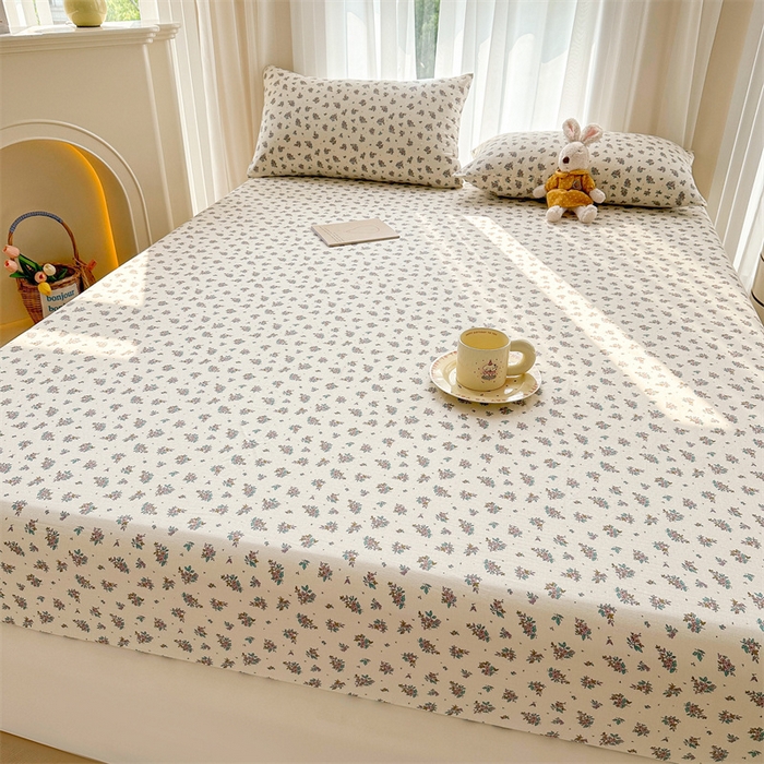 91家纺网 家纺一手货源 找家纺 雯豆家纺 2024新品小清新印花全棉纯棉双层纱床笠三件套 全棉双层纱床笠-邂逅