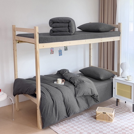 91家纺网 家纺一手货源 找家纺 玖弘家居 2024新款全棉色织水洗棉学生三件套四件套床垫套系列 深灰