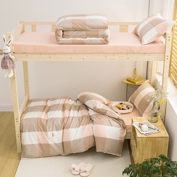 91家纺网 家纺一手货源 找家纺 柠萌家居 2025新款无印良品风A类色织水洗棉全棉学生宿舍三件套床垫套三件套 玉大格