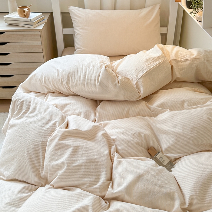 91家纺网 家纺一手货源 找家纺 玖弘家居 2024新款全棉色织水洗棉学生三件套四件套床垫套系列 米密条