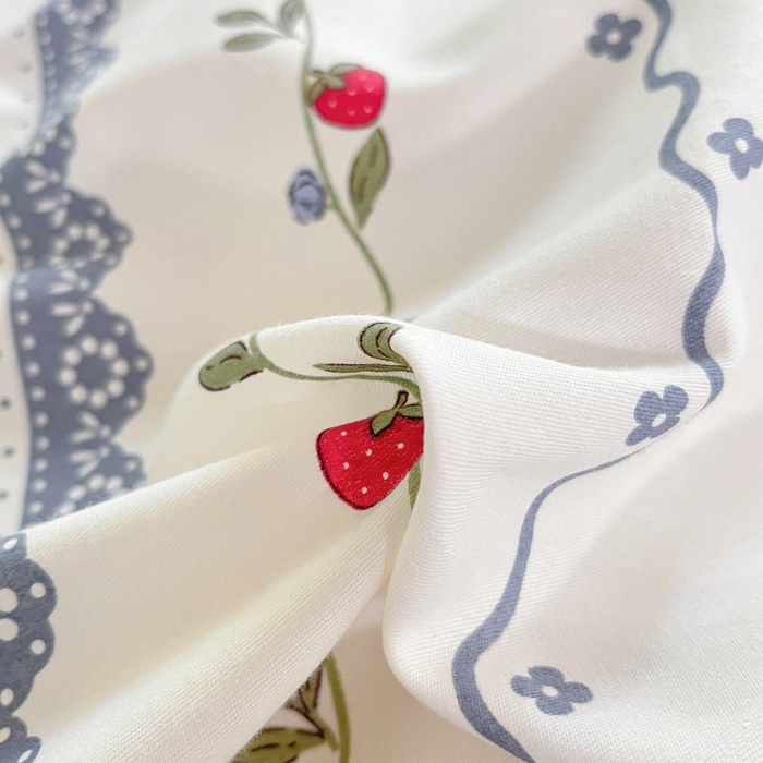 91家纺网 家纺一手货源 找家纺 2024新款全棉印花三件套学生宿舍床三件套上下铺床单被套 草莓花期