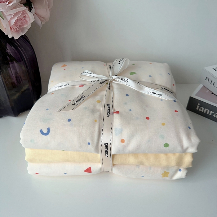 91家纺网 家纺一手货源 找家纺 麦伦家居 2024春夏新品全棉有氧双层纱印花系列四件套（叠拍图）蜡笔画