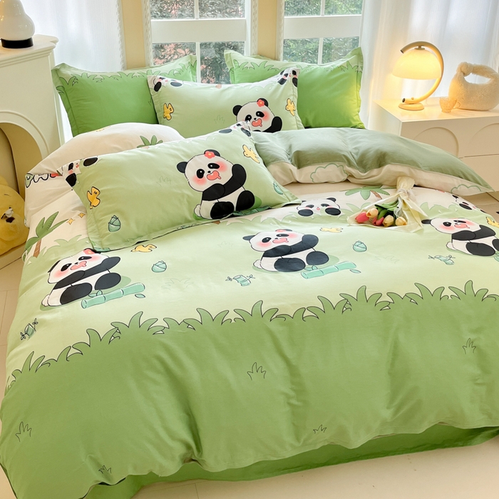 91家纺网 家纺一手货源 找家纺 铭成家纺 2024新款新疆棉喷气印花小清新系列单被套快乐熊猫