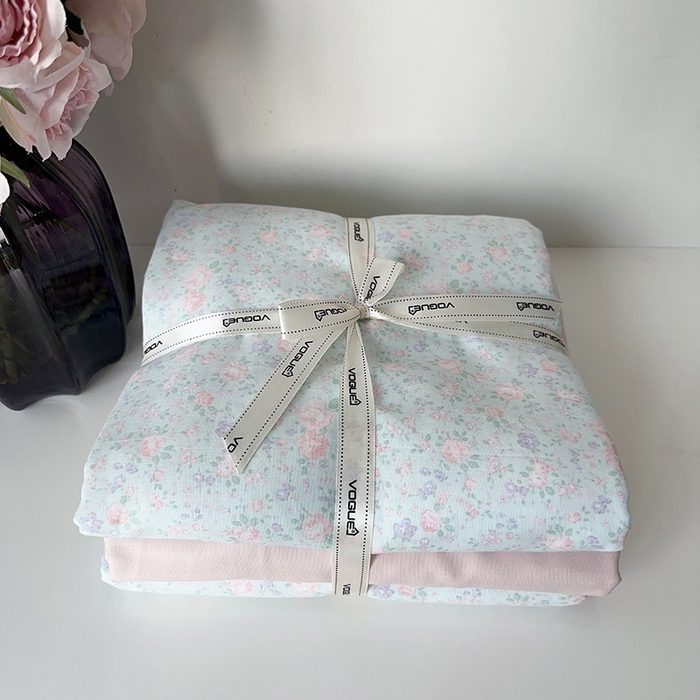 91家纺网 家纺一手货源 找家纺 麦伦家居 2024春夏新品全棉有氧双层纱印花系列四件套（叠拍图）海德花园兰