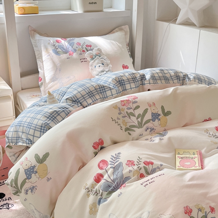 91家纺网 家纺一手货源 找家纺 2024新款全棉印花三件套学生宿舍床三件套上下铺床单被套 幻蝶兔