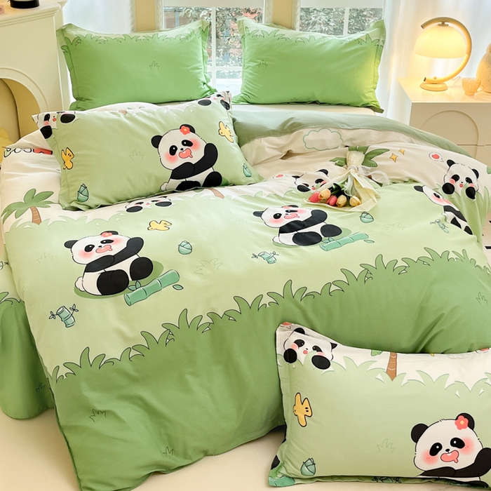 91家纺网 家纺一手货源 找家纺 铭成家纺 2024新款新疆棉喷气印花小清新系列单被套快乐熊猫