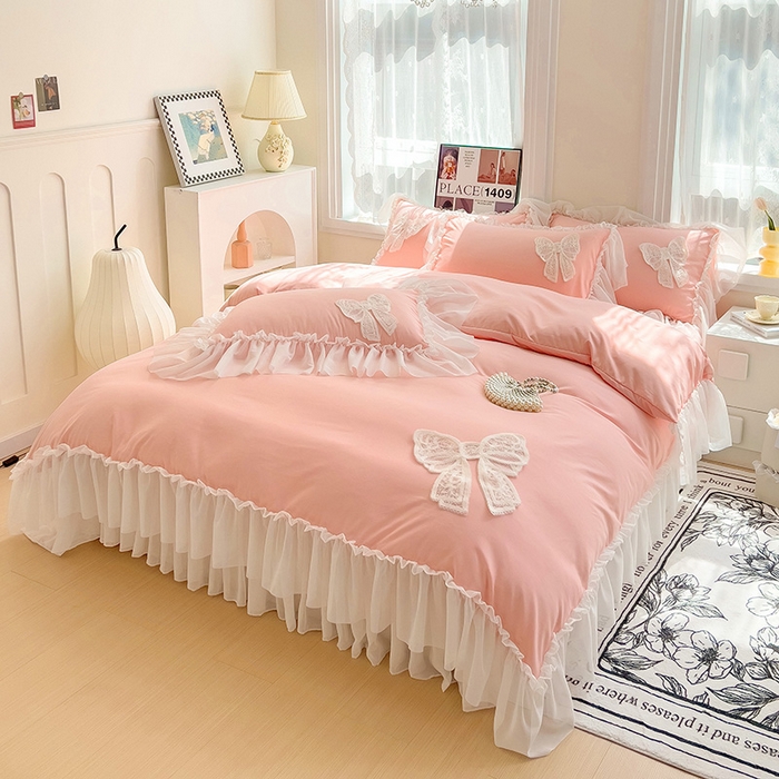 91家纺网 家纺一手货源 找家纺 言熙居家纺 2024新款韩版贴布绣雪纺花边床盖款四件套-初恋 初恋-玉