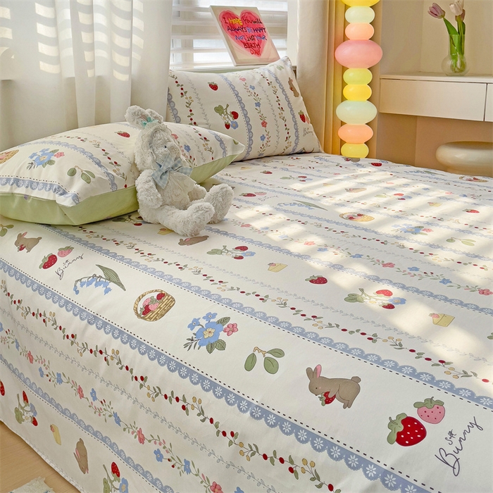 91家纺网 家纺一手货源 找家纺 名兮家居 2024年新款全棉床单 草莓兔兔