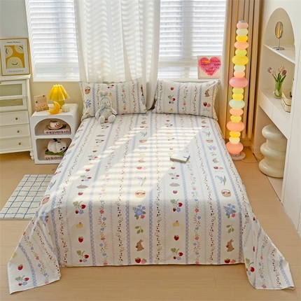 名兮家居 2024年新款全棉床单 草莓兔兔