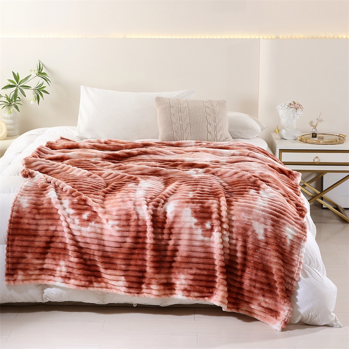 91家纺网 家纺一手货源 找家纺 巴木赫 2024新款260克扎染印花抽条毛毯毯子 橙红