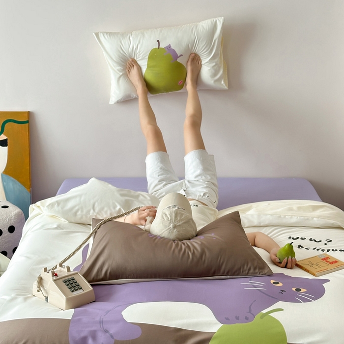 91家纺网 家纺一手货源 找家纺 艾沁家纺 2024新款40S全棉贡缎数码印花水洗棉四件套 紫猫