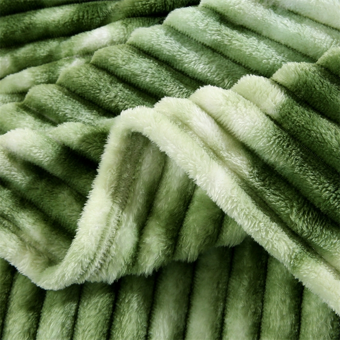 91家纺网 家纺一手货源 找家纺 （总）巴木赫 2024新款260克扎染印花抽条毛毯毯子