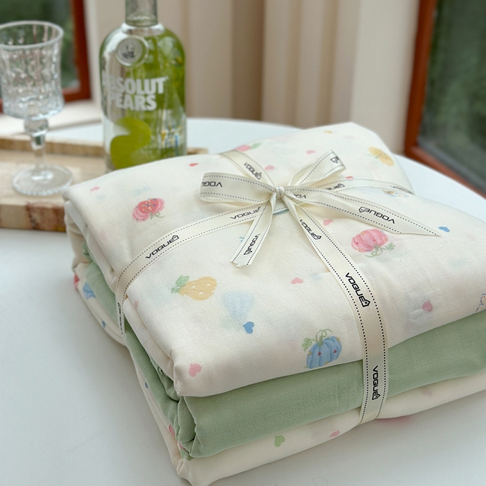 91家纺网 家纺一手货源 找家纺 麦伦 2024春夏新品全棉有氧双层纱印花系列四件套-叠拍图（2） 南瓜