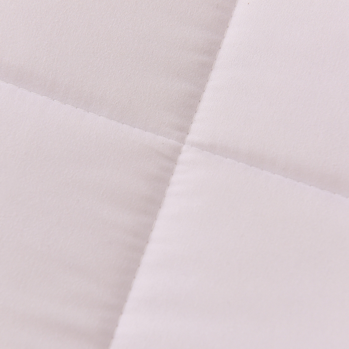 91家纺网 家纺一手货源 找家纺 招财狼床垫 新款宾馆酒店学生加厚磨毛被芯 酒店学生医院 军队 工地 专用被芯 白色