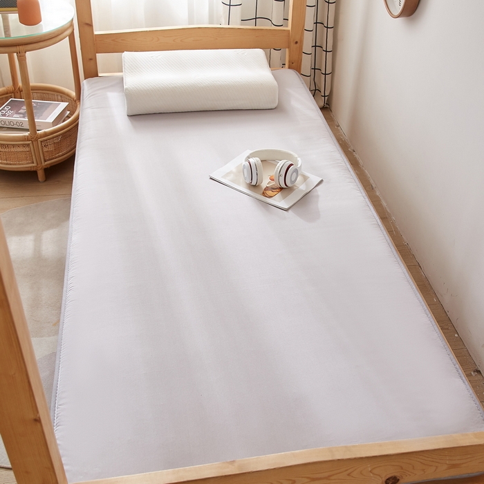 91家纺网 家纺一手货源 找家纺 招财狼 2024新款水洗棉硬质棉学生床垫 灰色