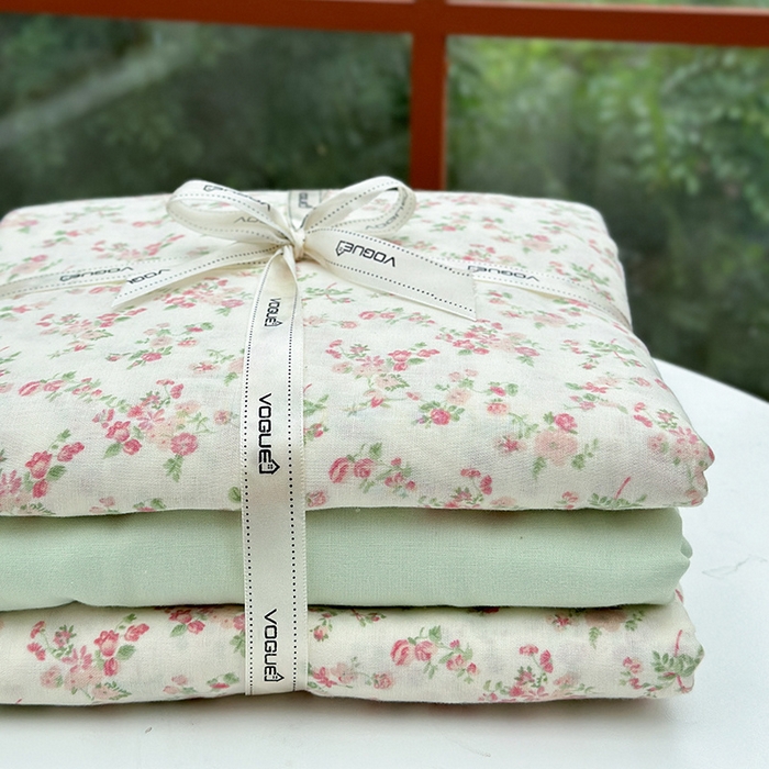 91家纺网 家纺一手货源 找家纺 麦伦 2024春夏新品全棉有氧双层纱印花系列四件套-叠拍图（2） 瑰夏