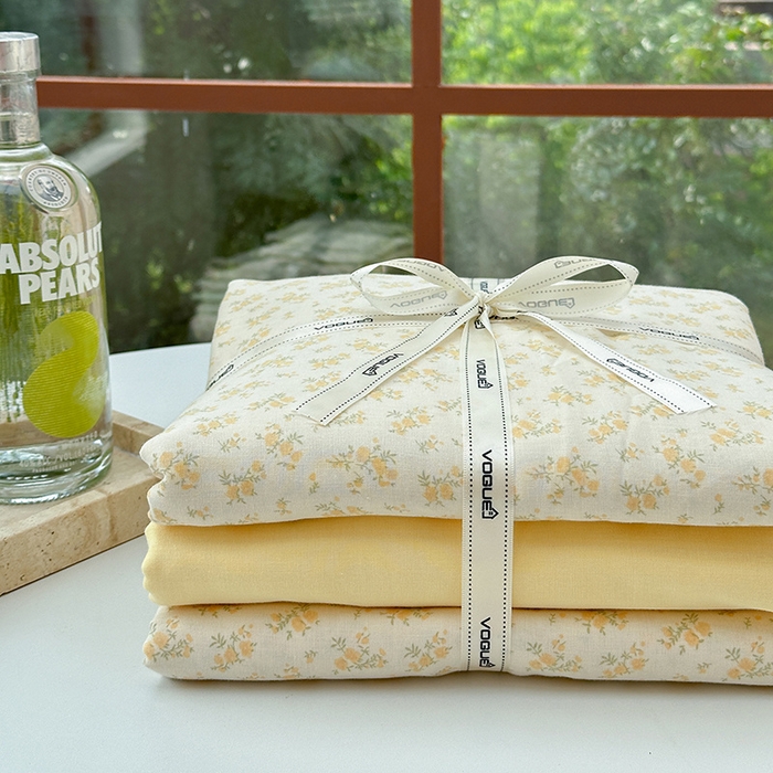 91家纺网 家纺一手货源 找家纺 麦伦 2024春夏新品全棉有氧双层纱印花系列四件套-叠拍图（2） 晴天