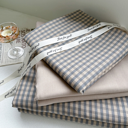 91家纺网 家纺一手货源 找家纺 麦伦 2024春夏新品全棉有氧双层纱印花系列四件套-叠拍图（2） 卡侬