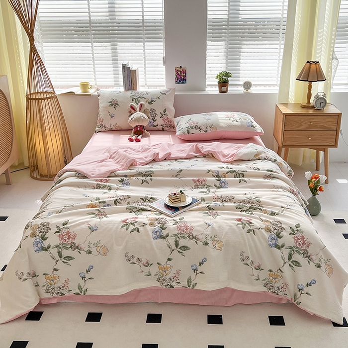 91家纺网 家纺一手货源 找家纺 梦莱情 2025新款泡泡棉提花夏被 俏佳人