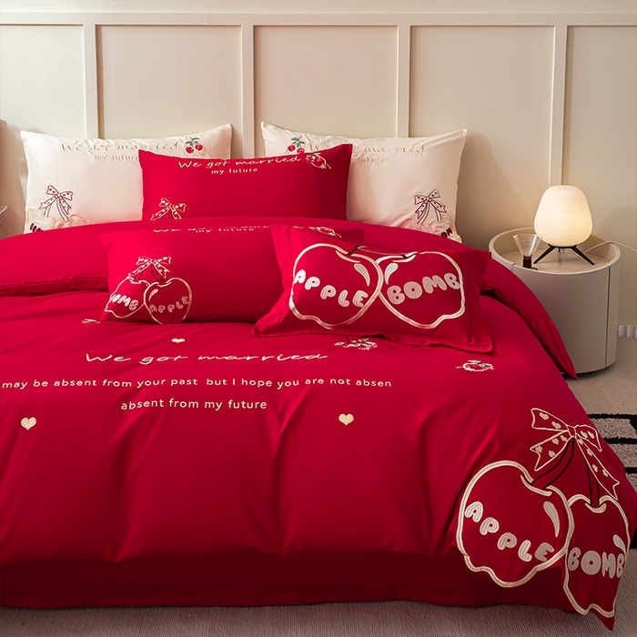 91家纺网 家纺一手货源 找家纺  婚庆100支贡缎长绒棉四件套全棉纯棉刺绣结婚床单被套红色纯色床笠款床上用品 苹安喜乐-喜庆红