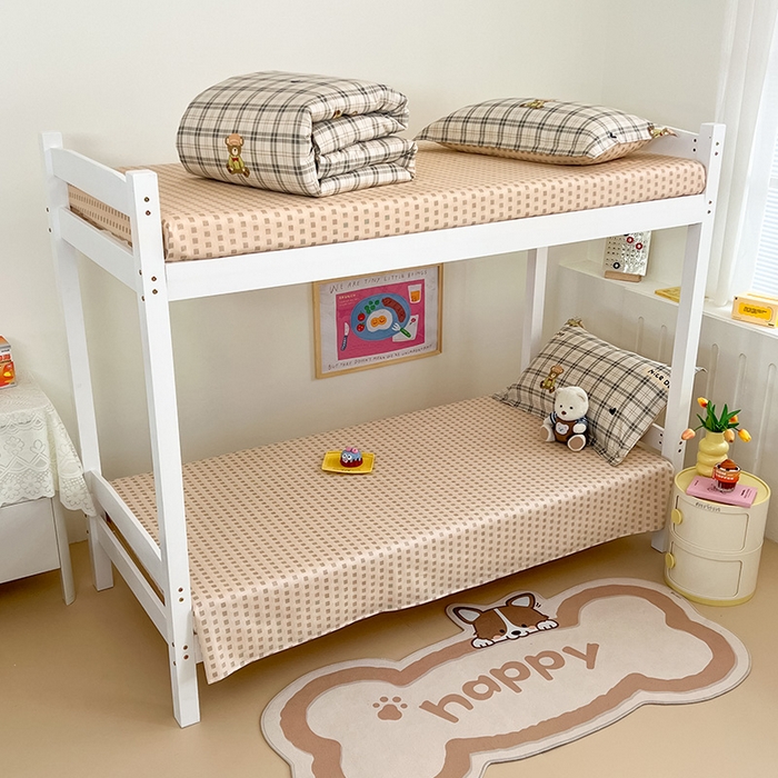 91家纺网 家纺一手货源 找家纺 绵庭家纺 2024新款全棉印花学生季宿舍三件套 眼镜萌熊