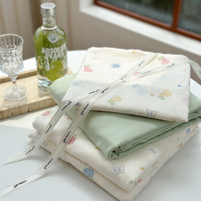 91家纺网 家纺一手货源 找家纺 麦伦 2024春夏新品全棉有氧双层纱印花系列四件套-叠拍图（2） 南瓜