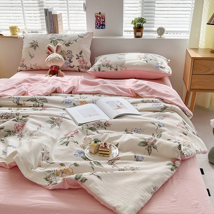 91家纺网 家纺一手货源 找家纺 梦莱情 2025新款泡泡棉提花夏被 俏佳人