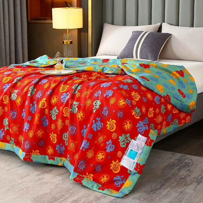 91家纺网 家纺一手货源 找家纺 （总）爱宝被业 2025新款磨毛双层纱夏被-场景二