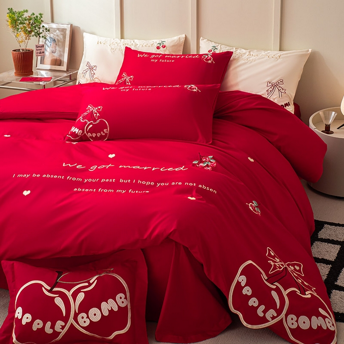 91家纺网 家纺一手货源 找家纺  婚庆100支贡缎长绒棉四件套全棉纯棉刺绣结婚床单被套红色纯色床笠款床上用品 苹安喜乐-喜庆红