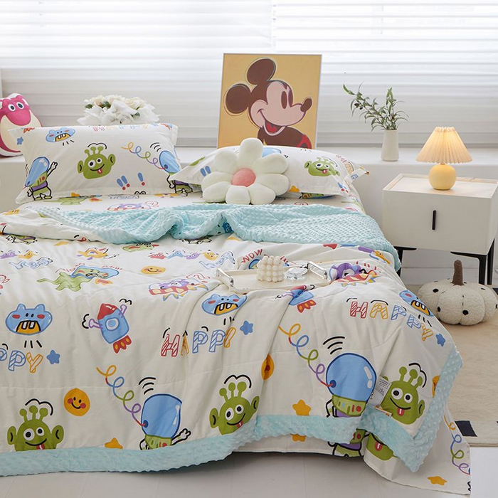 91家纺网 家纺一手货源 找家纺 一米阳光 2024新款卡通春夏棉加豆豆被 巴斯光年蓝棉加豆豆被