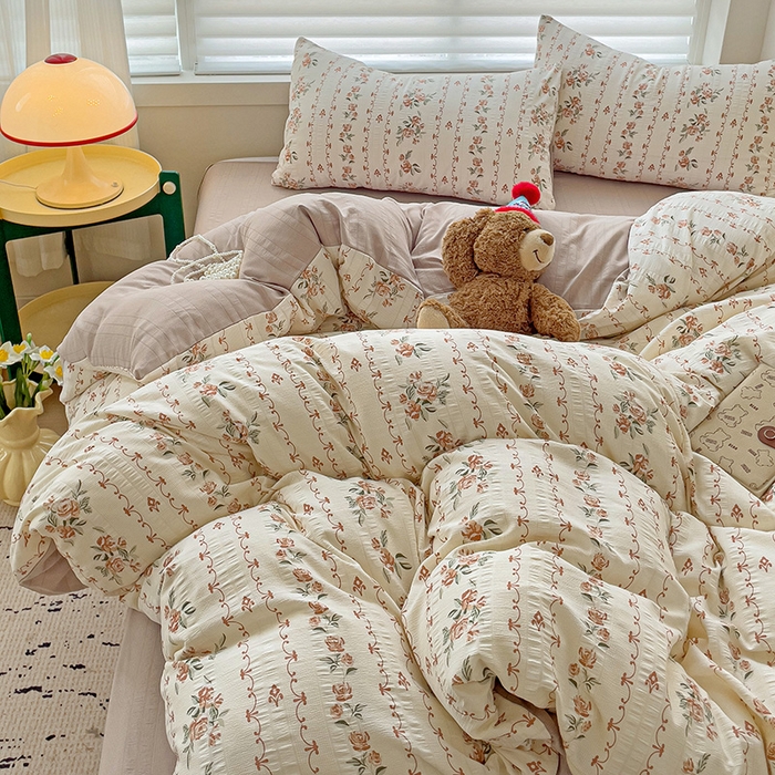 91家纺网 家纺一手货源 找家纺 优选良品 2025新款有氧提花云纱棉圆角吊边工艺款四件套学生三件套 玫瑰庄园